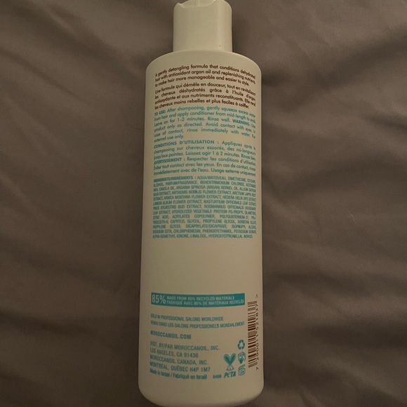 Moroccan Oil Hydrating Conditioner - Picture 3 of 3